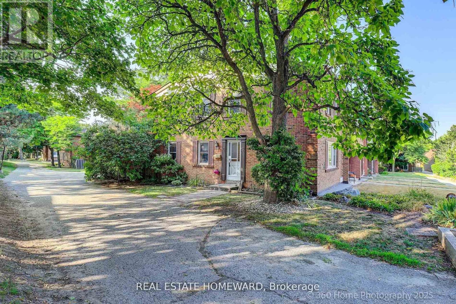 116 - 25 Brimwood Boulevard, Toronto, Ontario  M1V 1E2 - Photo 2 - E13088106