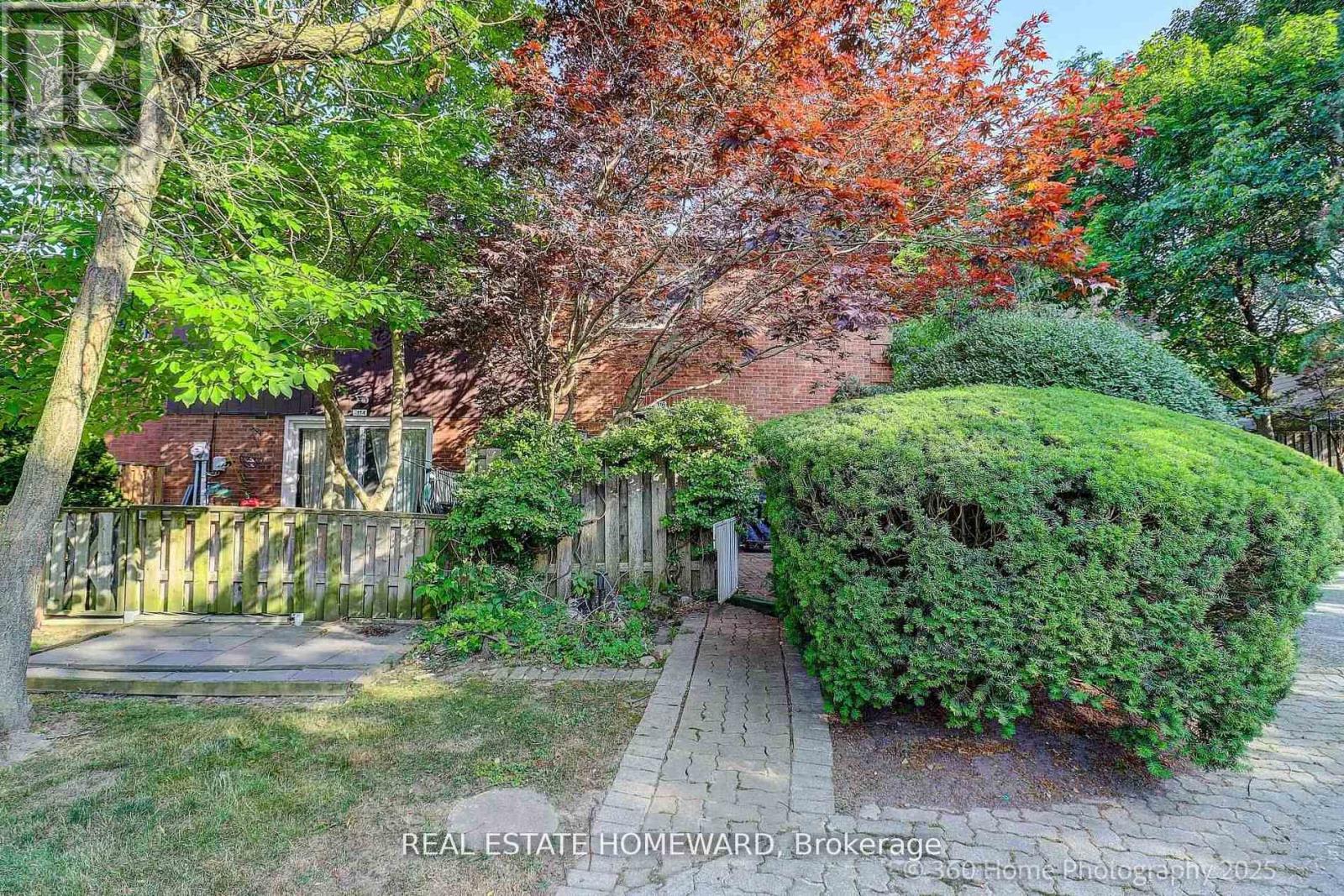 116 - 25 Brimwood Boulevard, Toronto, Ontario  M1V 1E2 - Photo 3 - E13088106