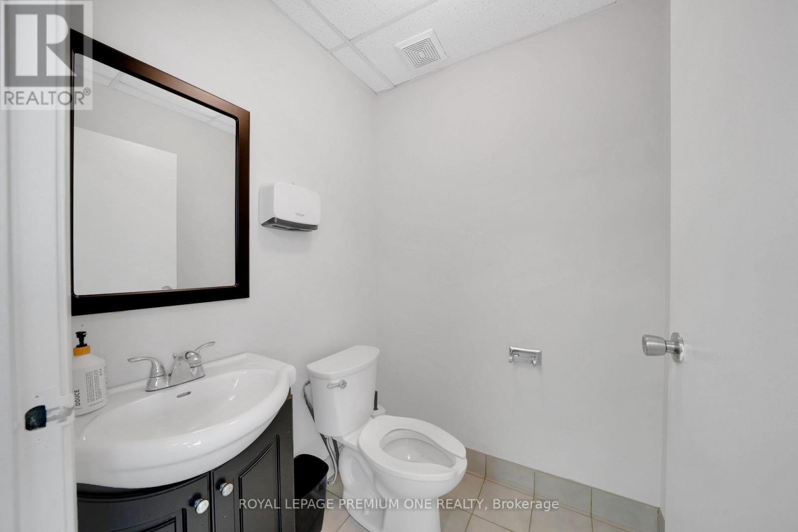 29 - 1 Whitmore Road, Vaughan, Ontario  L4L 8G4 - Photo 11 - N13088042