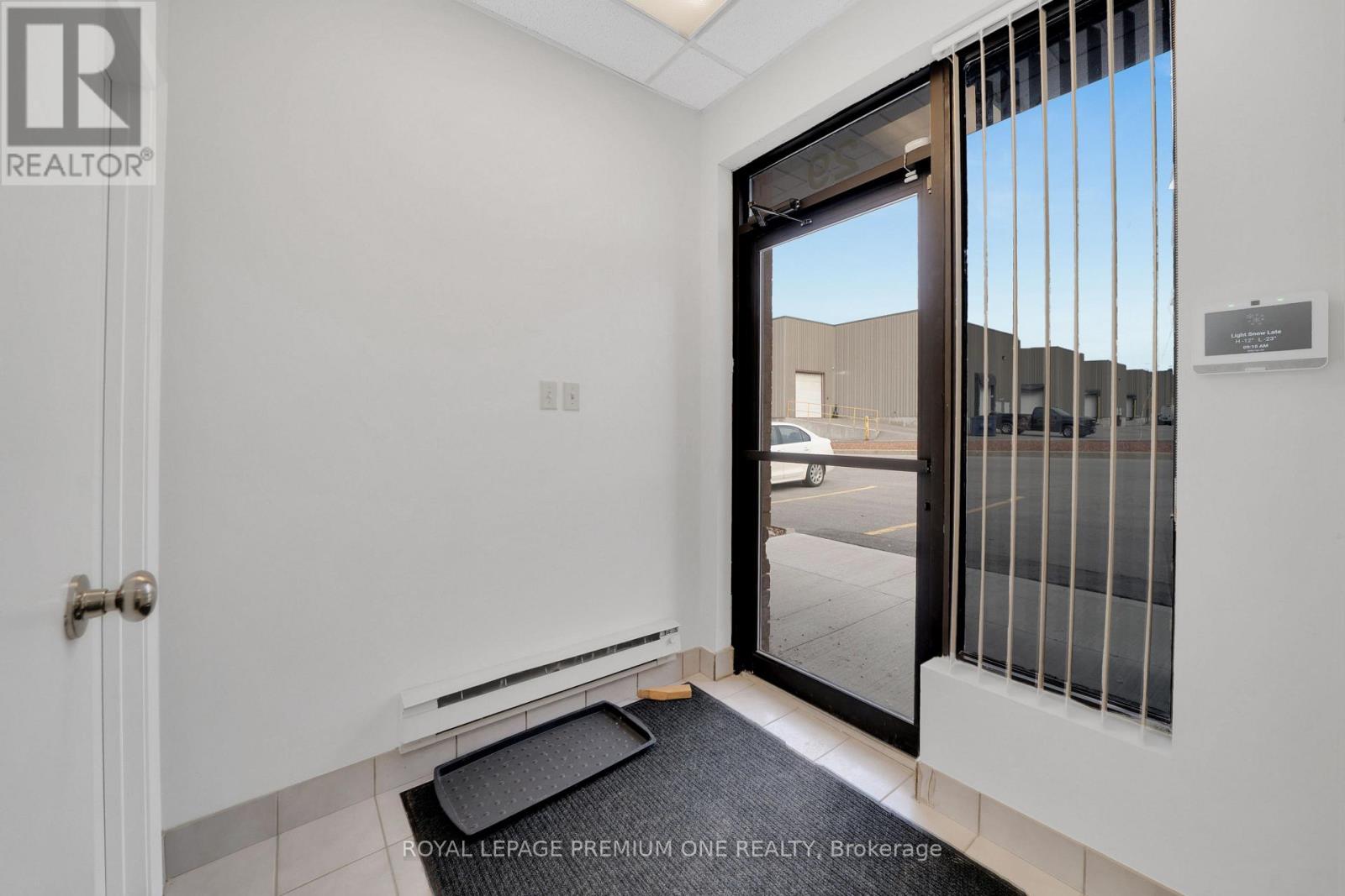 29 - 1 Whitmore Road, Vaughan, Ontario  L4L 8G4 - Photo 2 - N13088042