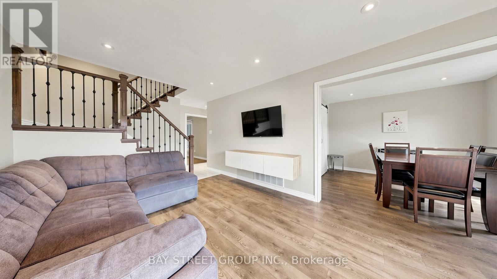 57 Longmeadow Crescent, Markham, Ontario  L3R 3J6 - Photo 11 - N13088080