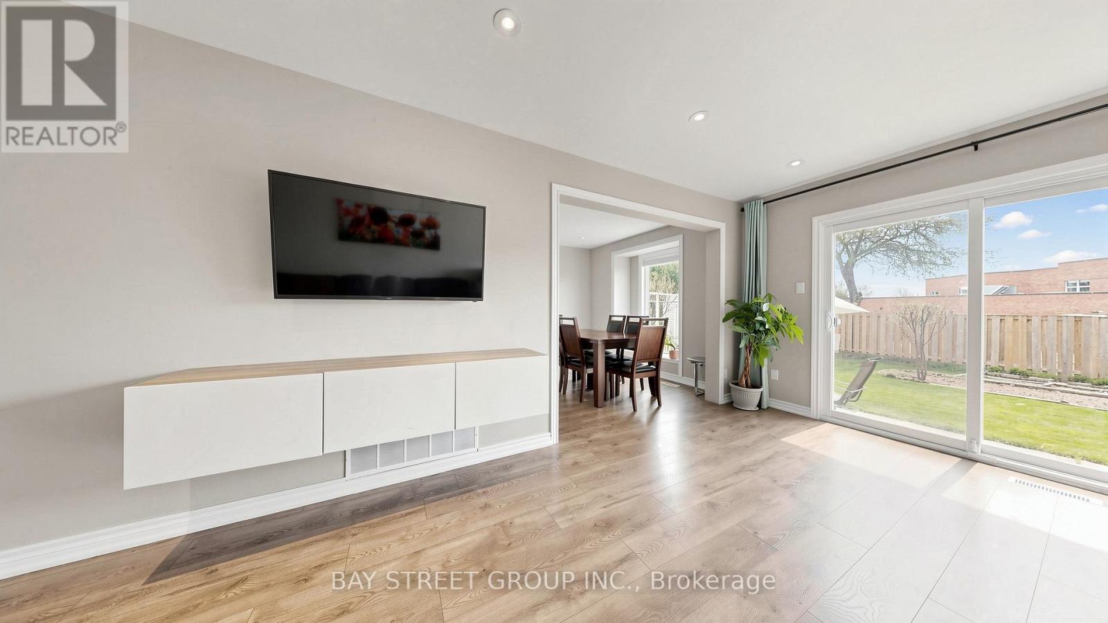57 Longmeadow Crescent, Markham, Ontario  L3R 3J6 - Photo 12 - N13088080