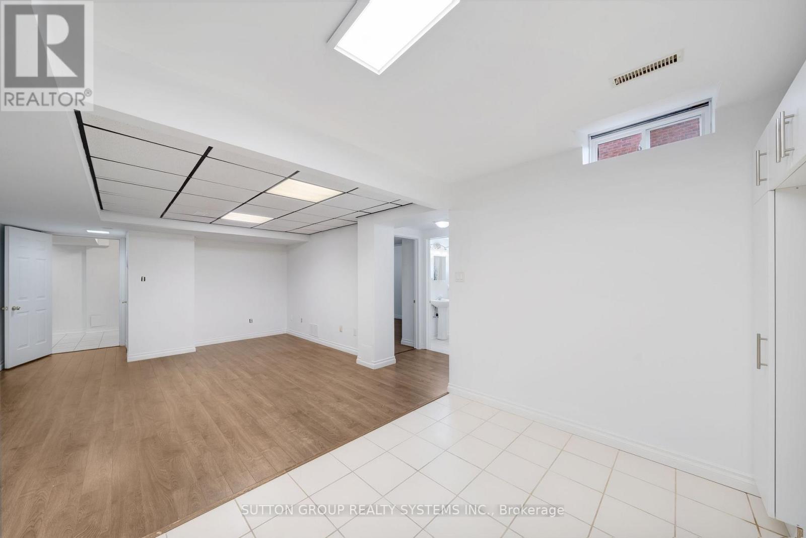Lower - 56 Ballard Crescent, Newmarket, Ontario  L3X 1S2 - Photo 11 - N13088202