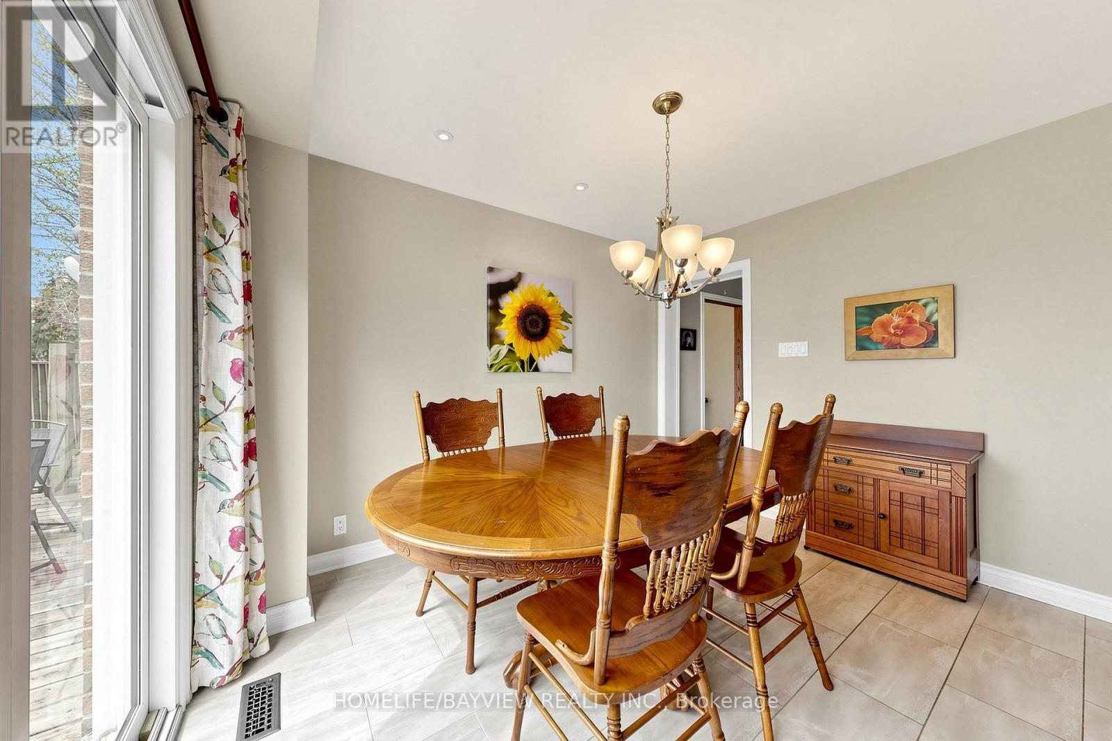 6 Epping Court, Markham, Ontario  L3R 3H1 - Photo 13 - N13088210