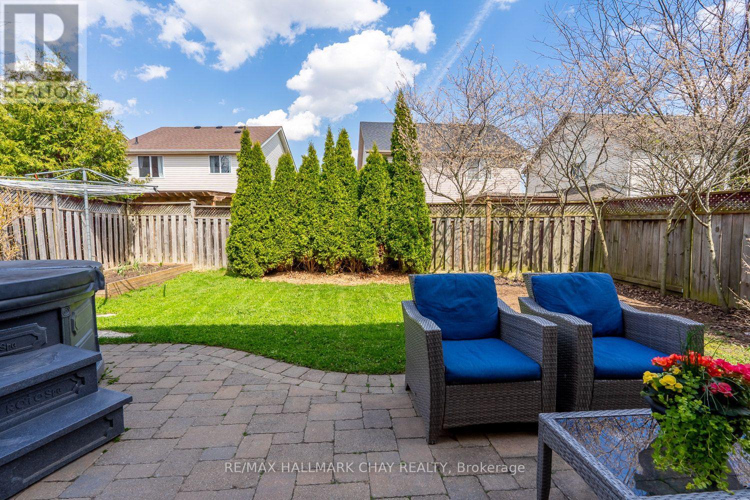 37 Stoneham Street, New Tecumseth, Ontario  L9R 2E6 - Photo 2 - N13088222