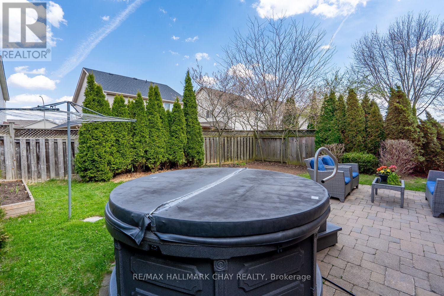 37 Stoneham Street, New Tecumseth, Ontario  L9R 2E6 - Photo 7 - N13088222