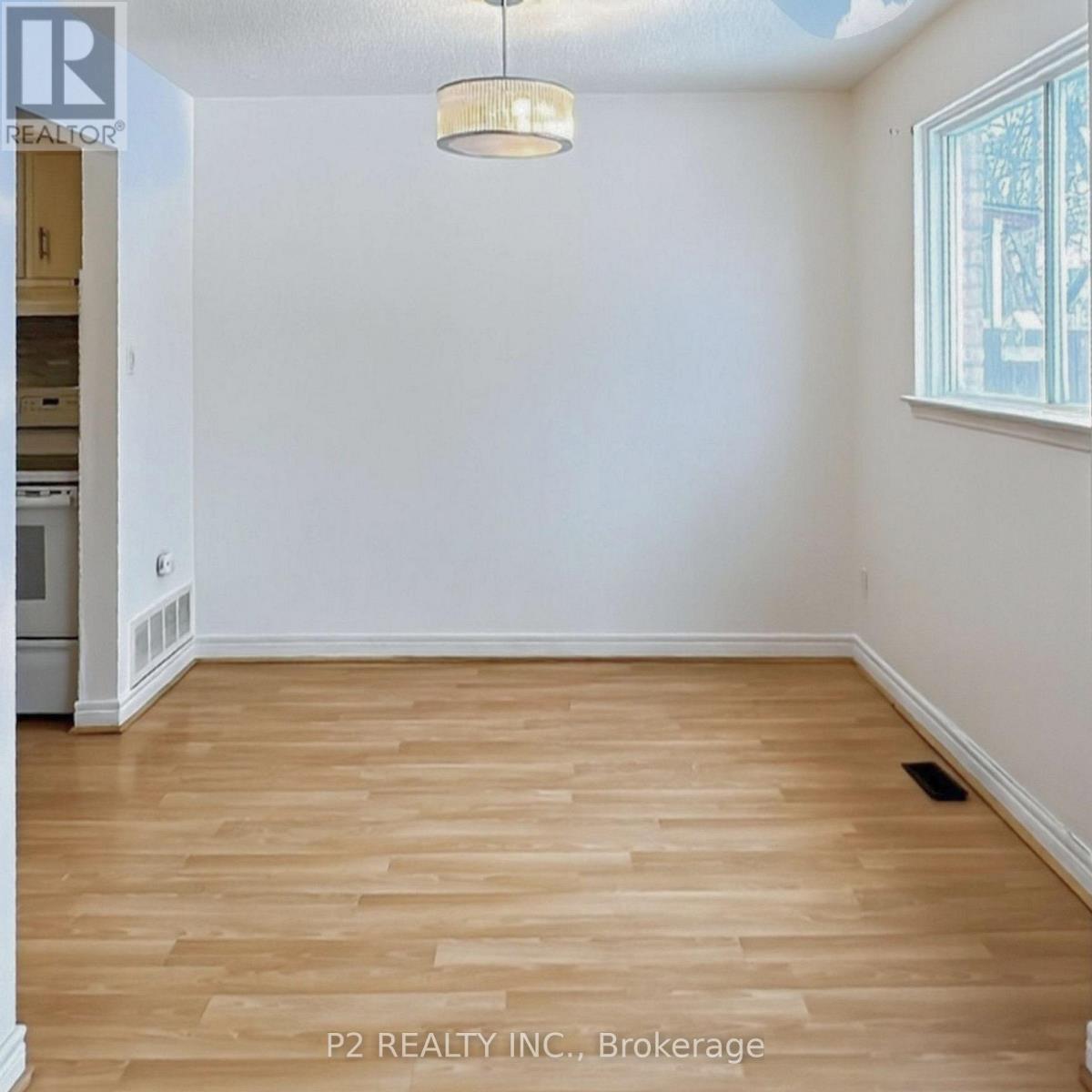 46 Chaucer Crescent, Barrie, Ontario  L4N 4T7 - Photo 10 - S13088094