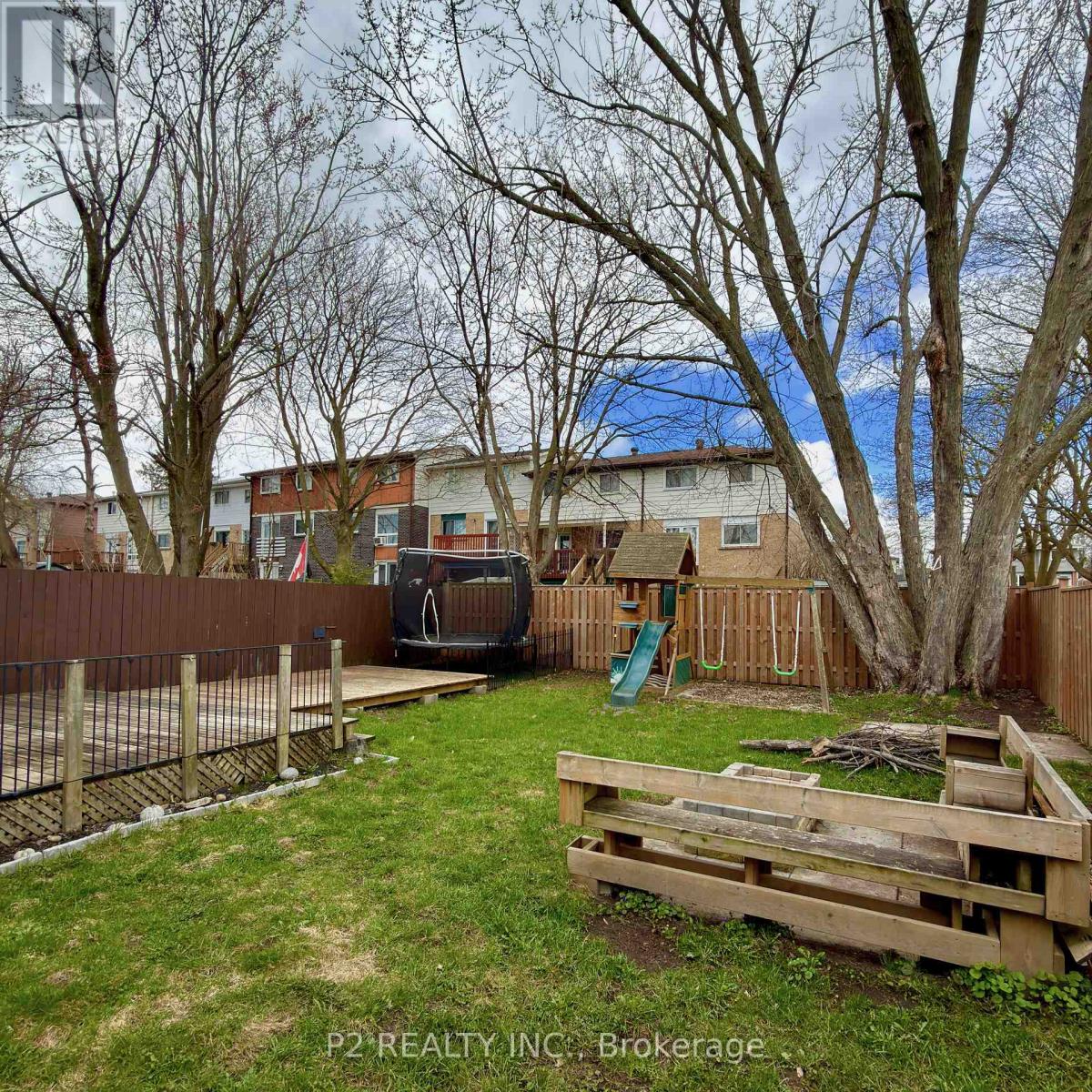 46 Chaucer Crescent, Barrie, Ontario  L4N 4T7 - Photo 4 - S13088094