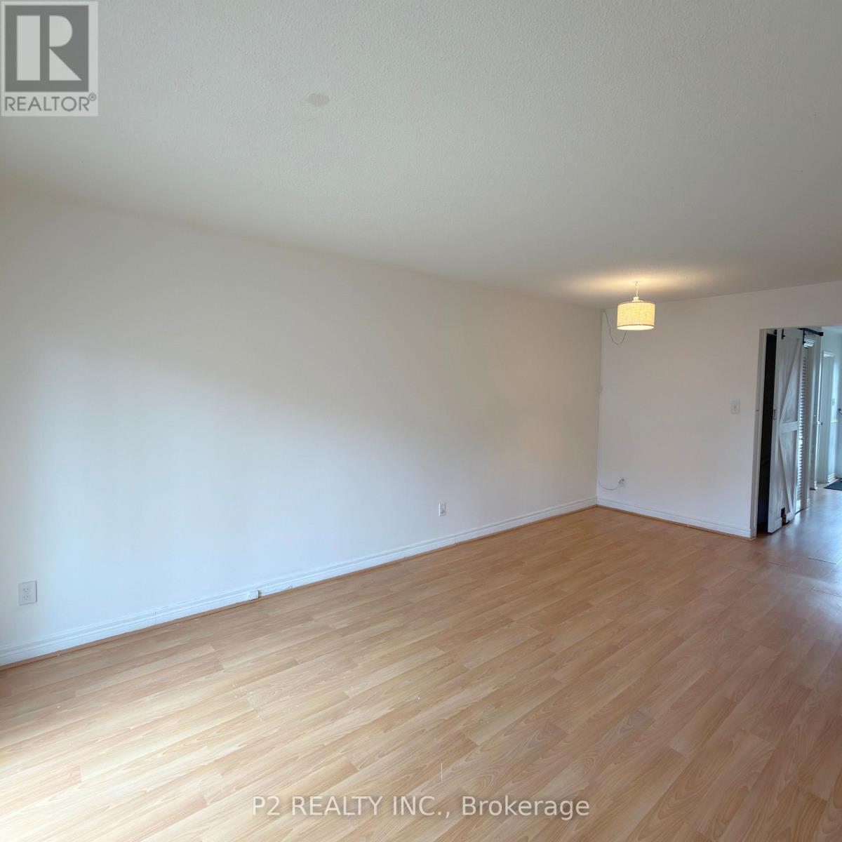 46 Chaucer Crescent, Barrie, Ontario  L4N 4T7 - Photo 8 - S13088094