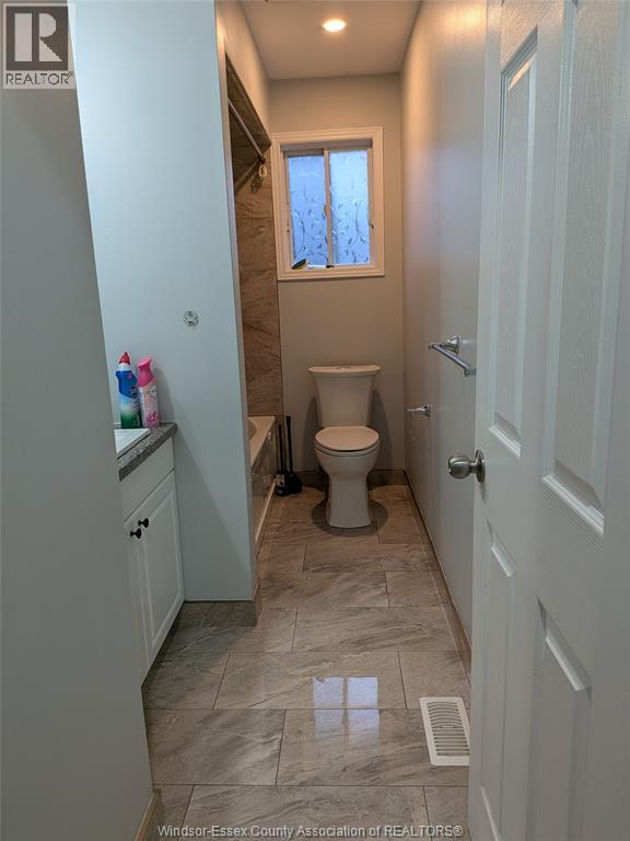 10928 Brentwood Crescent, Windsor, Ontario  N8R 2H8 - Photo 10 - 26010121