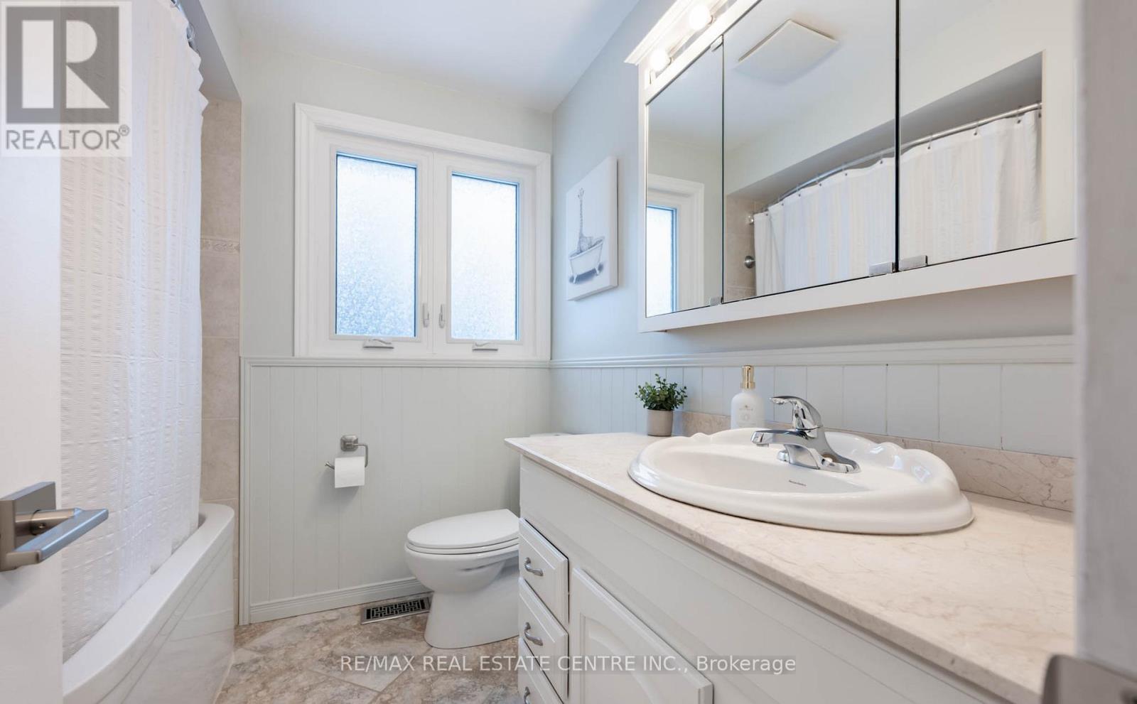35 Treleaven Drive, Brampton, Ontario  L6Y 1X7 - Photo 20 - W13088102
