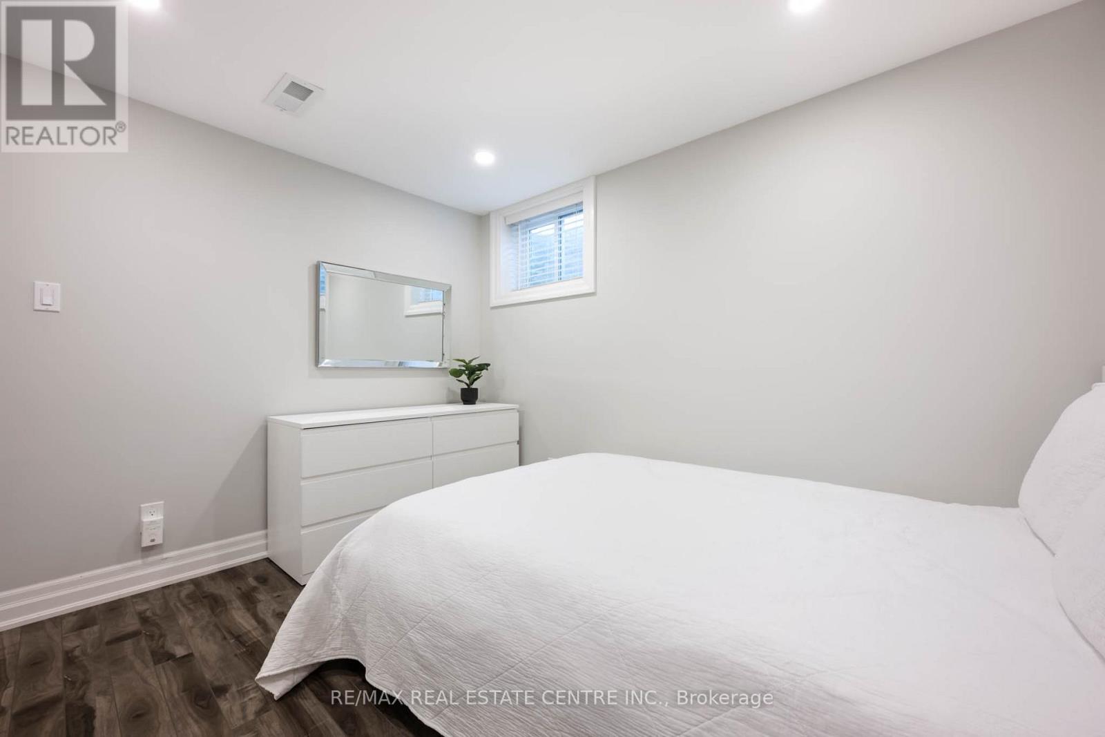 35 Treleaven Drive, Brampton, Ontario  L6Y 1X7 - Photo 38 - W13088102