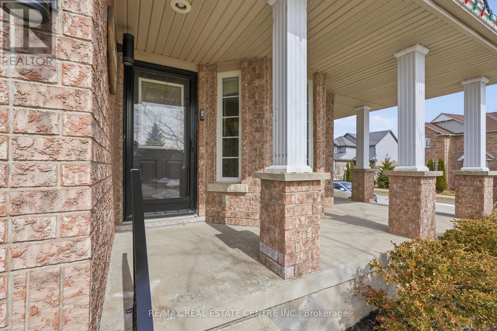 321 Montgomery Boulevard, Orangeville, Ontario  L9W 5G7 - Photo 5 - W13088104