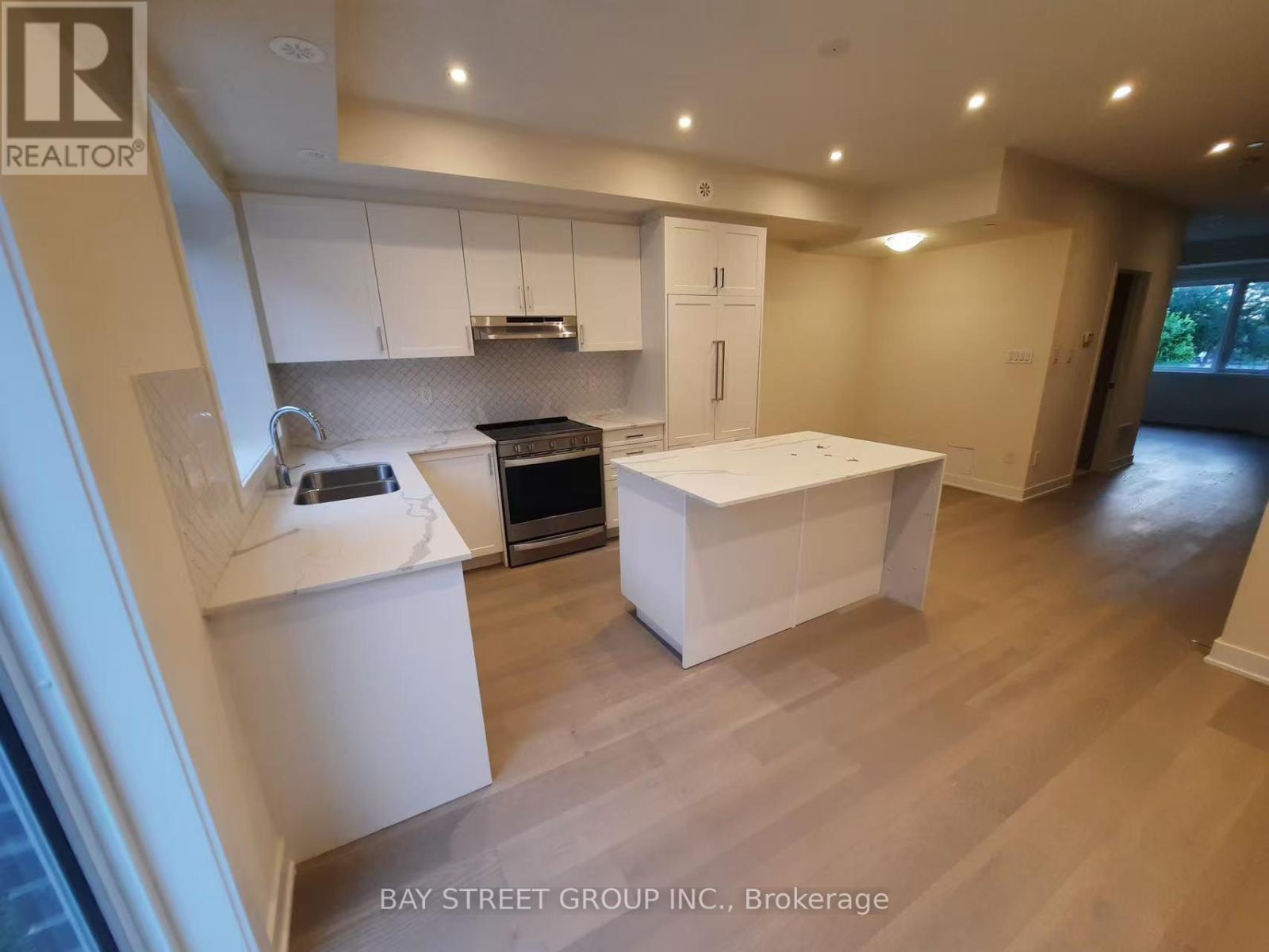 99 Frederick Tisdale Drive, Toronto, Ontario  M3K 1X1 - Photo 3 - W13088110