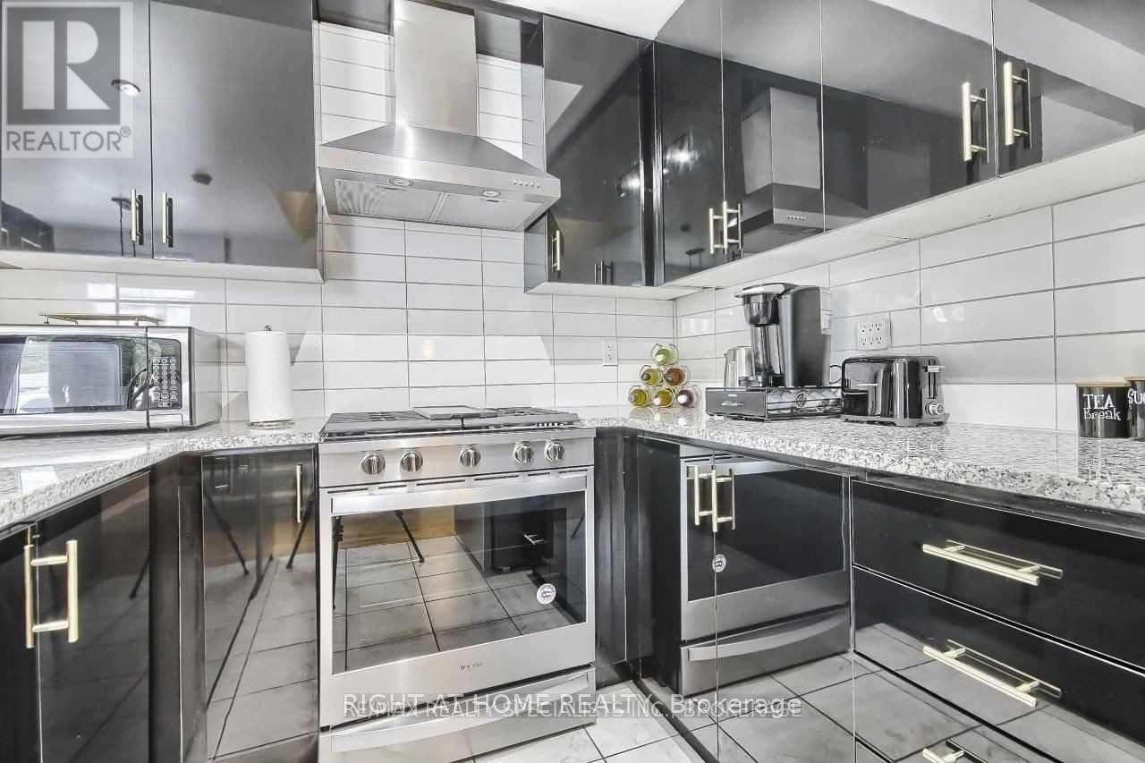 49 - 26 Applewood Lane, Toronto, Ontario  M9C 0C1 - Photo 13 - W13088132