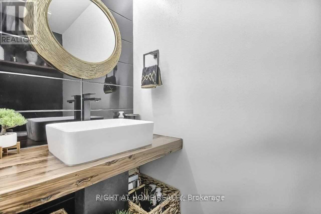 49 - 26 Applewood Lane, Toronto, Ontario  M9C 0C1 - Photo 16 - W13088132
