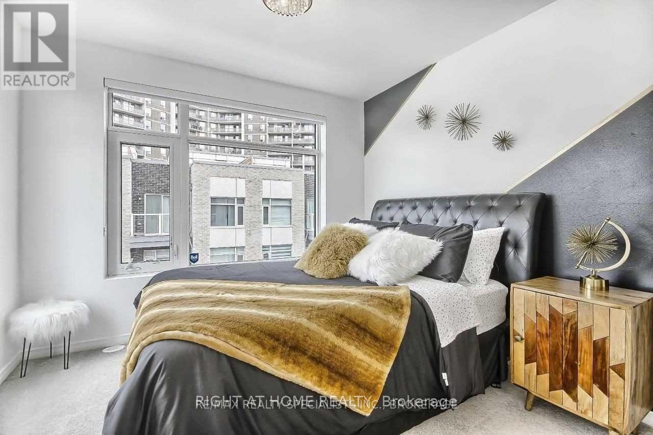49 - 26 Applewood Lane, Toronto, Ontario  M9C 0C1 - Photo 25 - W13088132