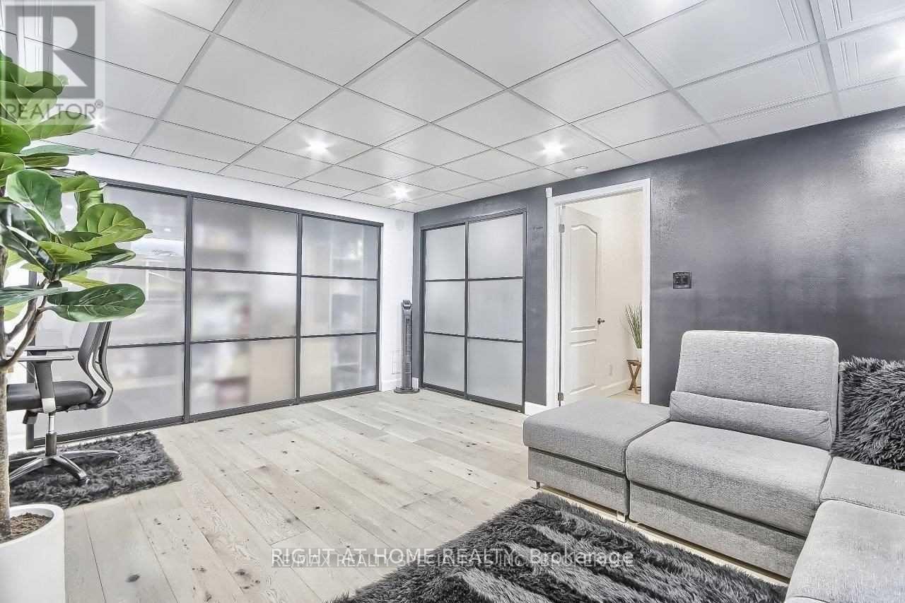 49 - 26 Applewood Lane, Toronto, Ontario  M9C 0C1 - Photo 39 - W13088132