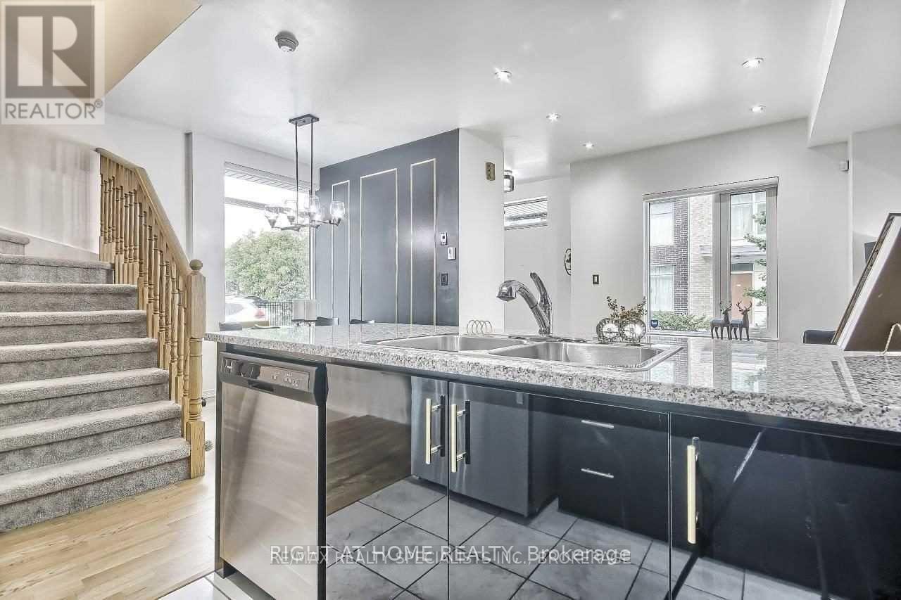 49 - 26 Applewood Lane, Toronto, Ontario  M9C 0C1 - Photo 14 - W13088188