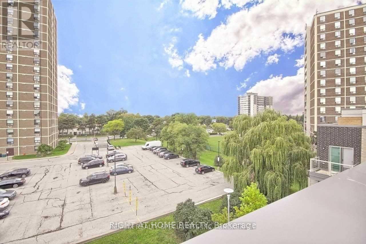 49 - 26 Applewood Lane, Toronto, Ontario  M9C 0C1 - Photo 34 - W13088188