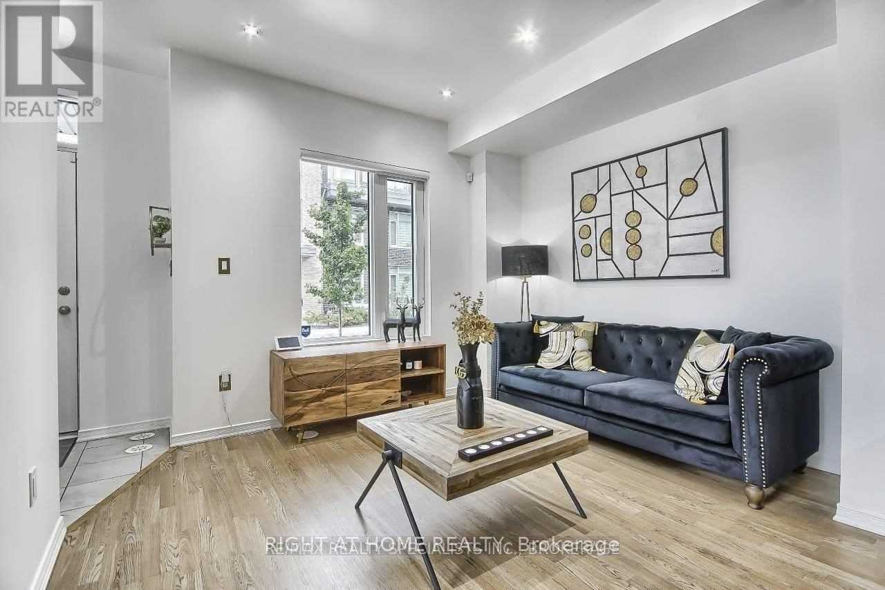 49 - 26 Applewood Lane, Toronto, Ontario  M9C 0C1 - Photo 4 - W13088188