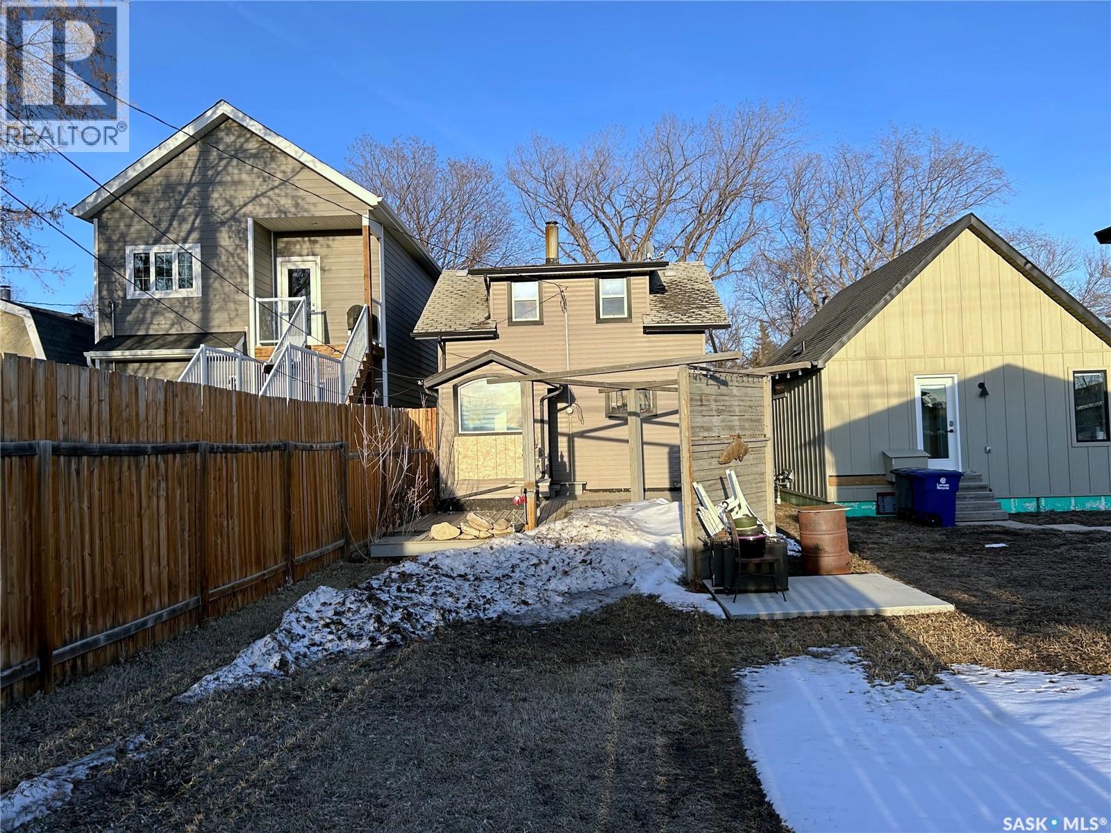 515 J Avenue S, Saskatoon, Saskatchewan  S7M 2A7 - Photo 4 - SK034951