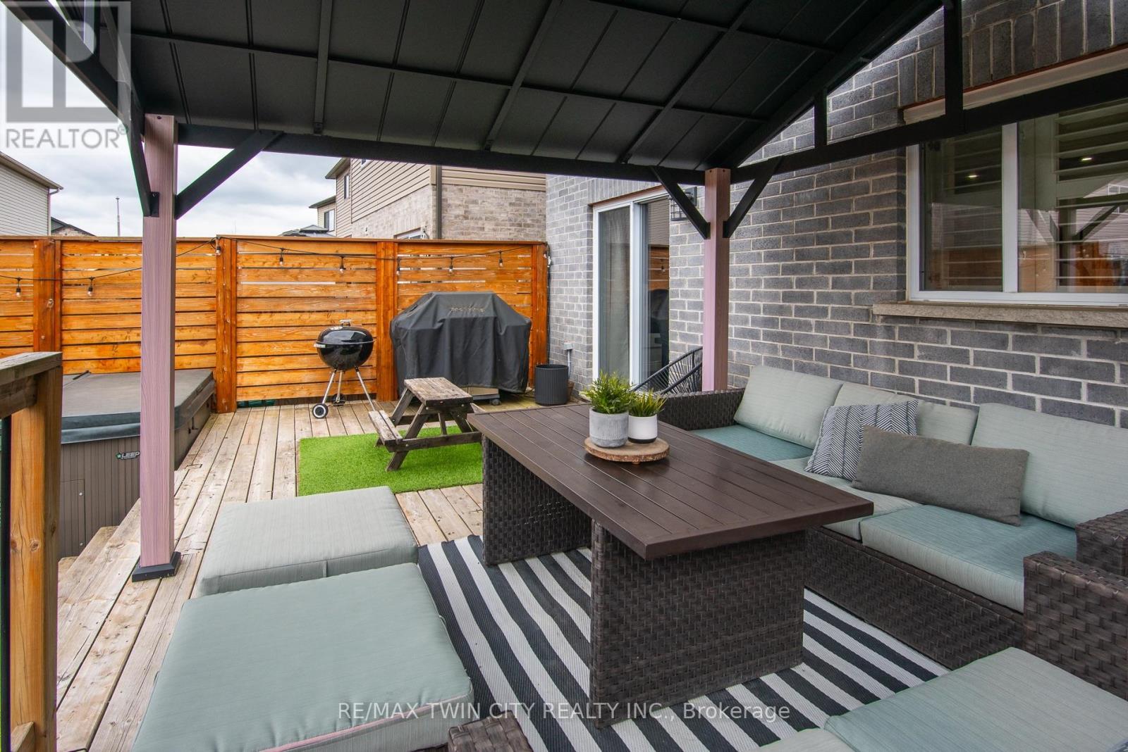 208 Birkinshaw Road, Cambridge, Ontario  N1P 0C1 - Photo 2 - X13088098