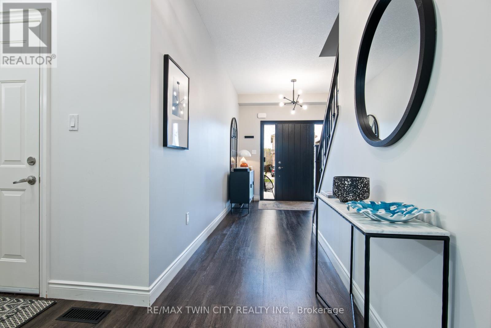 208 Birkinshaw Road, Cambridge, Ontario  N1P 0C1 - Photo 3 - X13088098