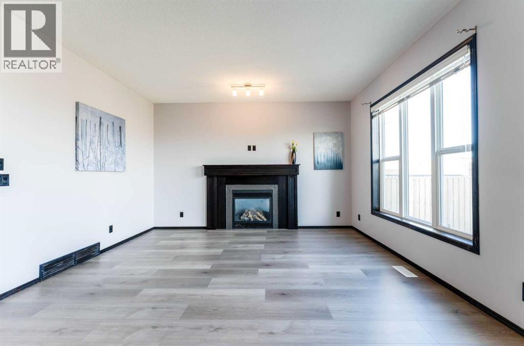 277 Panora Way NW, Calgary, Alberta  T3K 0T9 - Photo 9 - A2308416