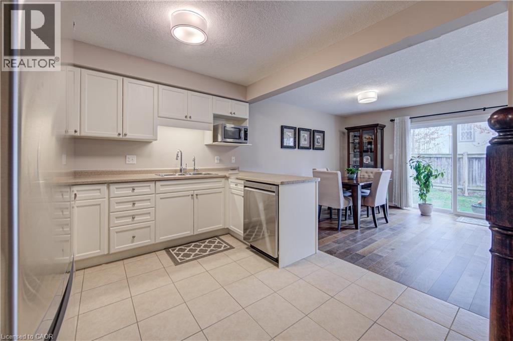 42 Fallowfield Drive, Kitchener, Ontario  N2C 0A8 - Photo 8 - 40827514