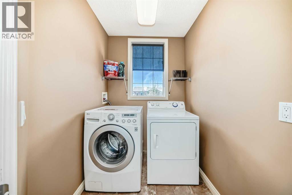 198 Everstone Drive SW, Calgary, Alberta  T2Y 4V1 - Photo 21 - A2304505