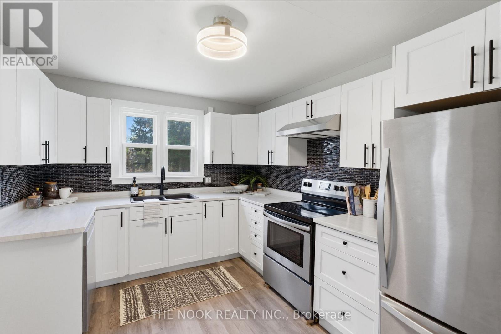 54 Clifton Street, Kawartha Lakes, Ontario  K0M 1N0 - Photo 26 - X13088294