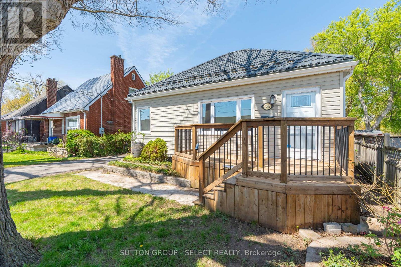 1242 Brydges Street, London East (East M), Ontario  N5W 2C1 - Photo 2 - X13088310