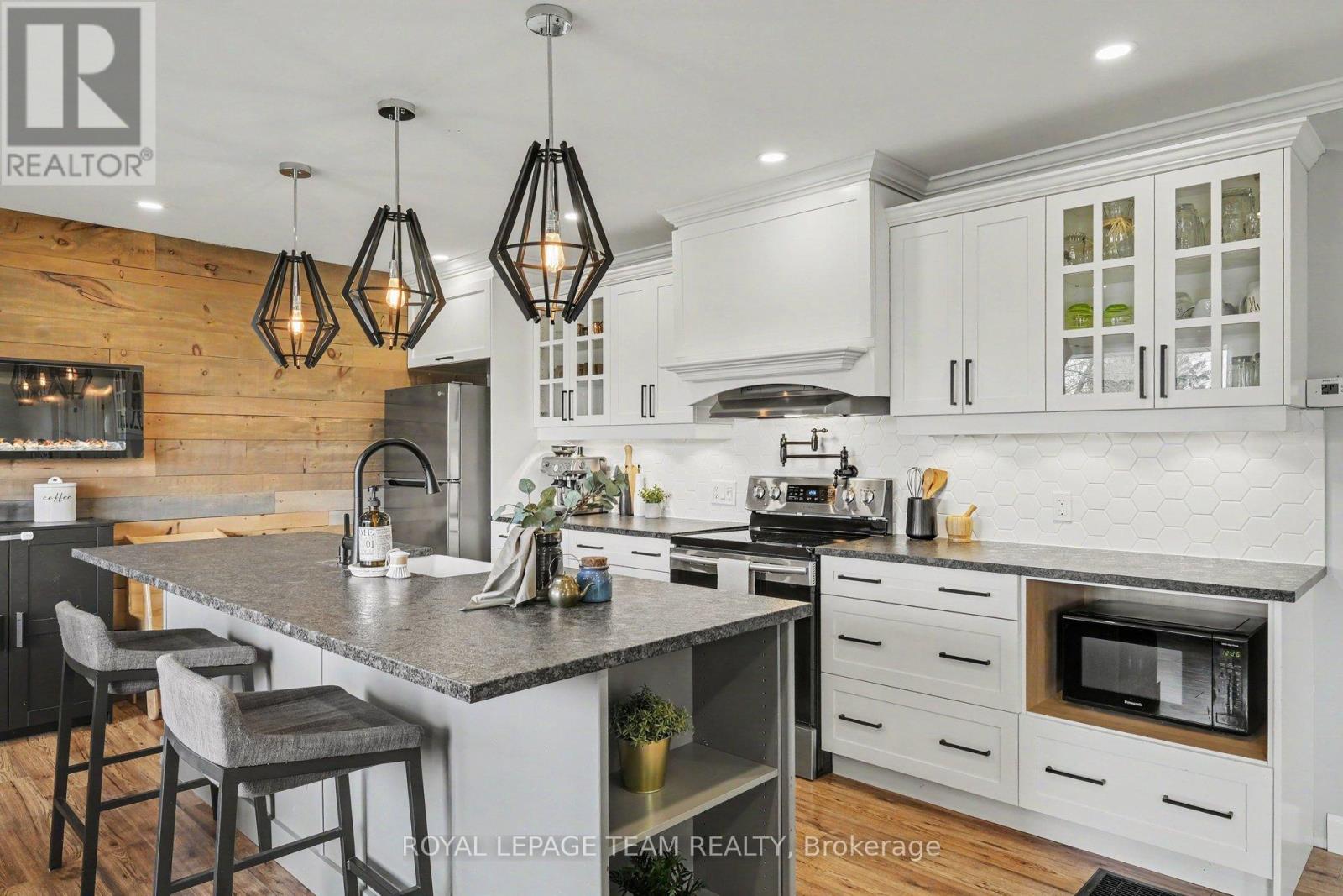 1246 South Gower Drive, North Grenville, Ontario  K0G 1J0 - Photo 6 - X13088314