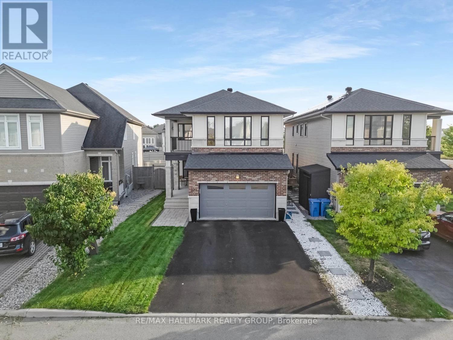 327 BALLINVILLE CIRCLE, Ottawa, Ontario
