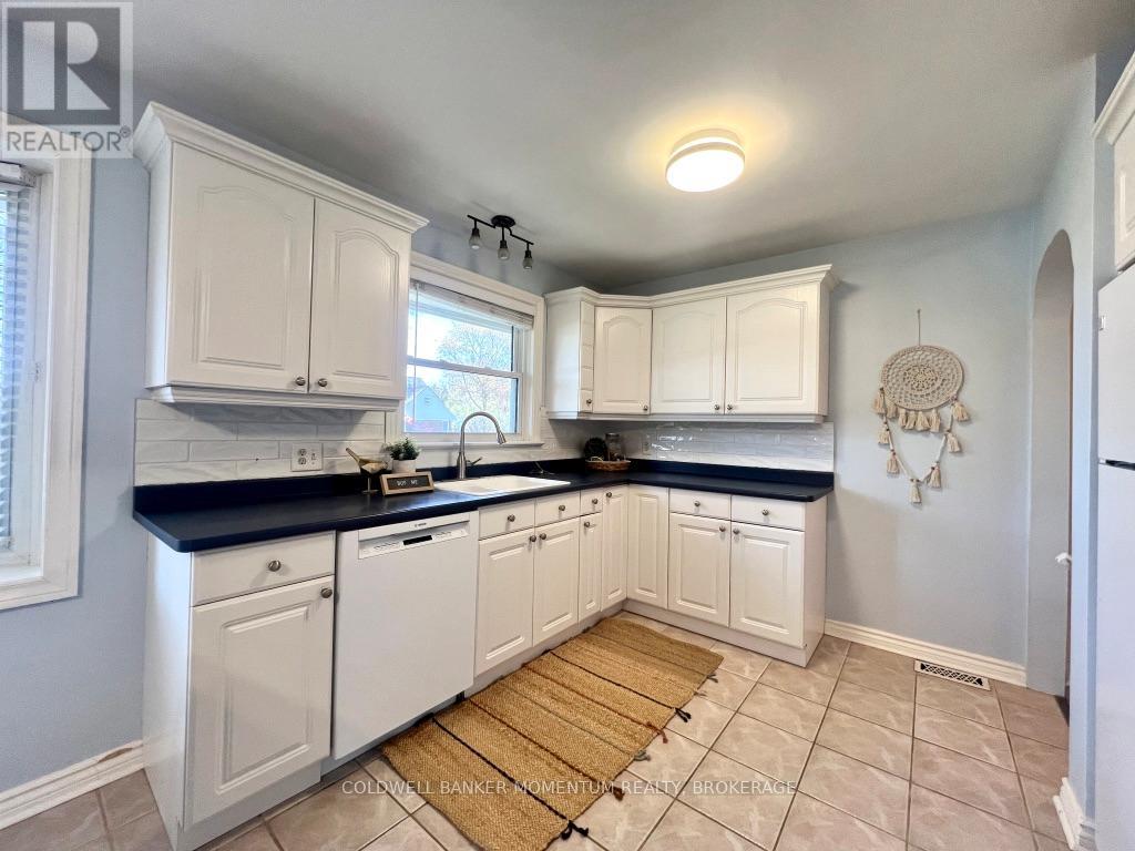 4005 Miller Avenue, Lincoln, Ontario  L0R 2C0 - Photo 10 - X13088280