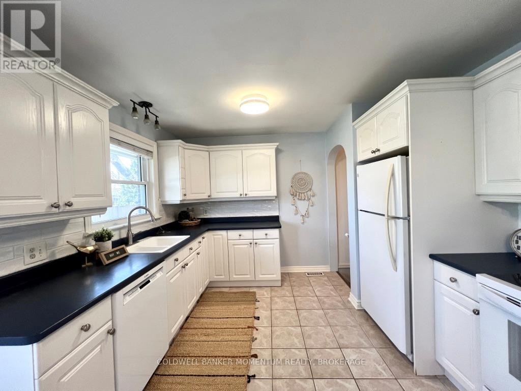 4005 Miller Avenue, Lincoln, Ontario  L0R 2C0 - Photo 11 - X13088280