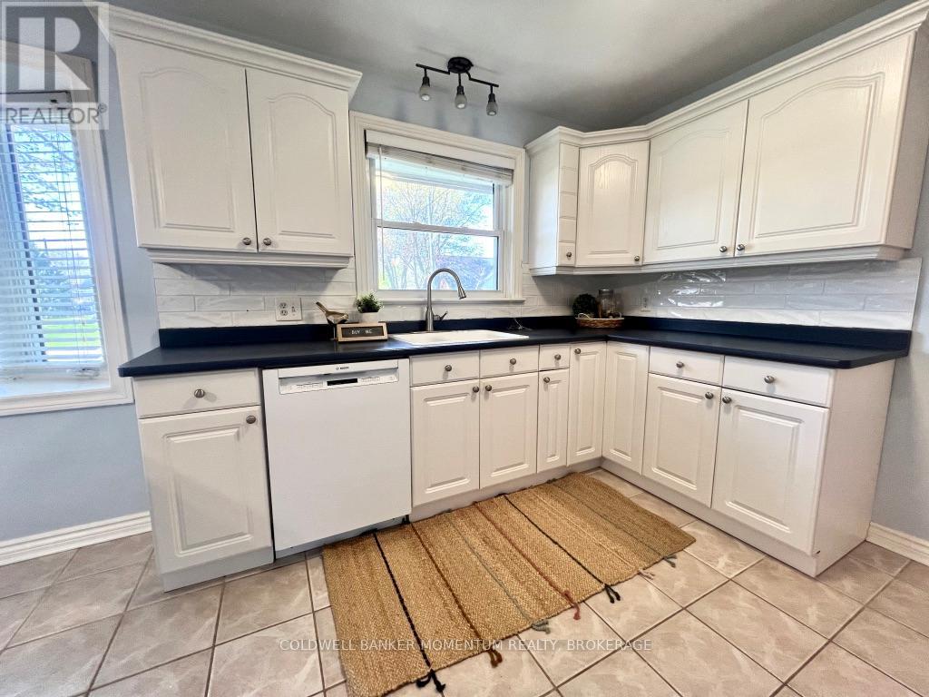 4005 Miller Avenue, Lincoln, Ontario  L0R 2C0 - Photo 12 - X13088280