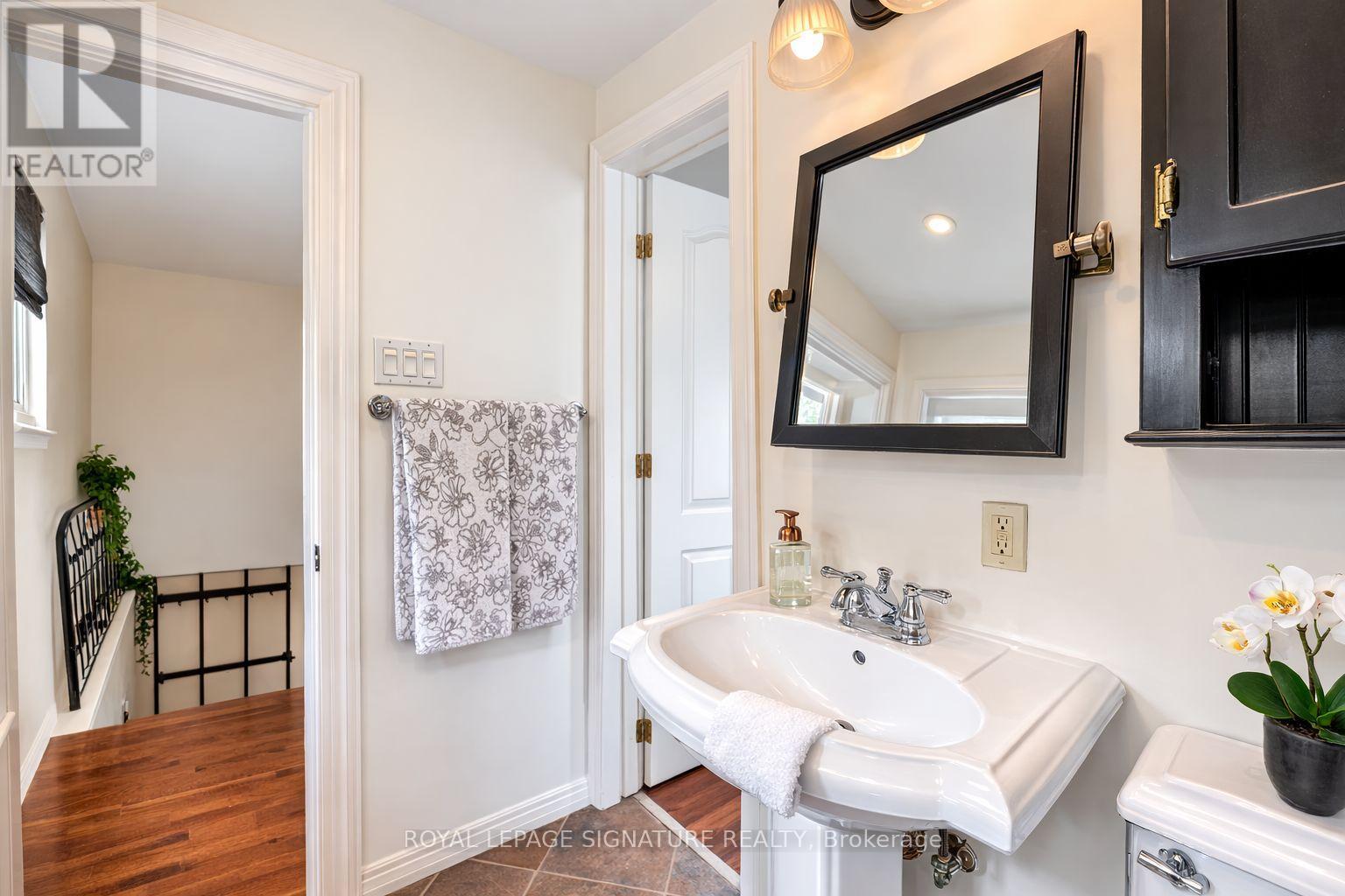 105 Catalina Drive, Toronto, Ontario  M1M 1K7 - Photo 13 - E12898878