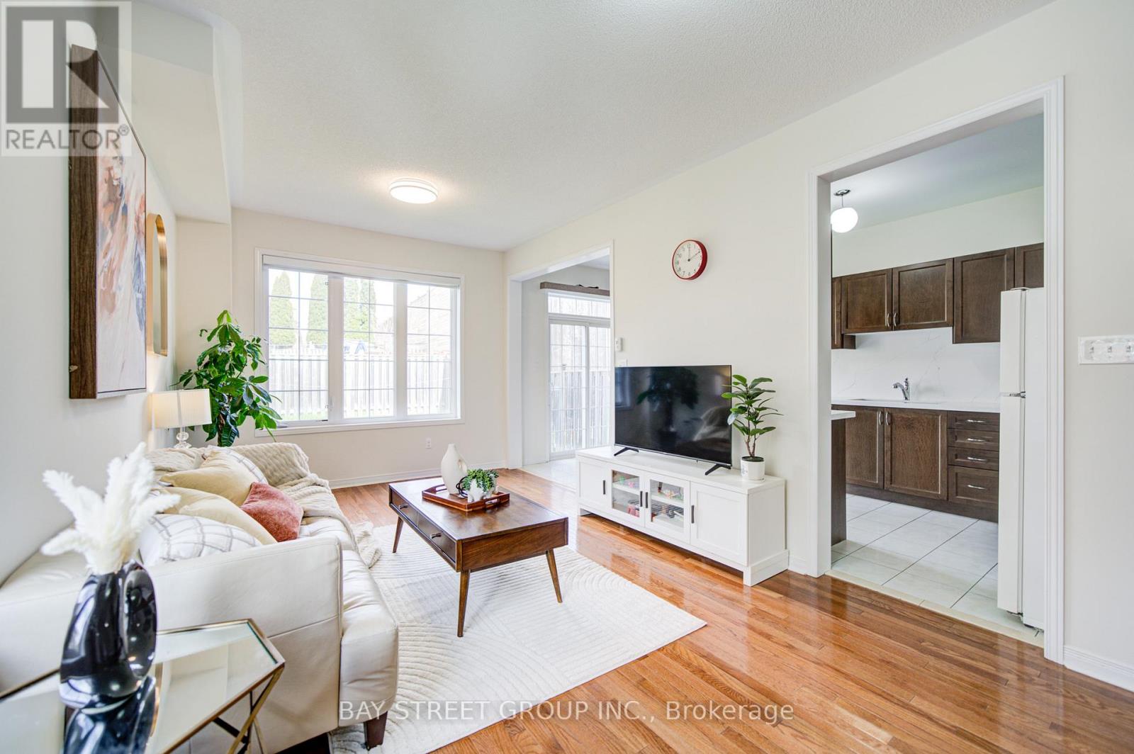 82 Coleluke Lane, Markham, Ontario  L3S 0B7 - Photo 13 - N13088248
