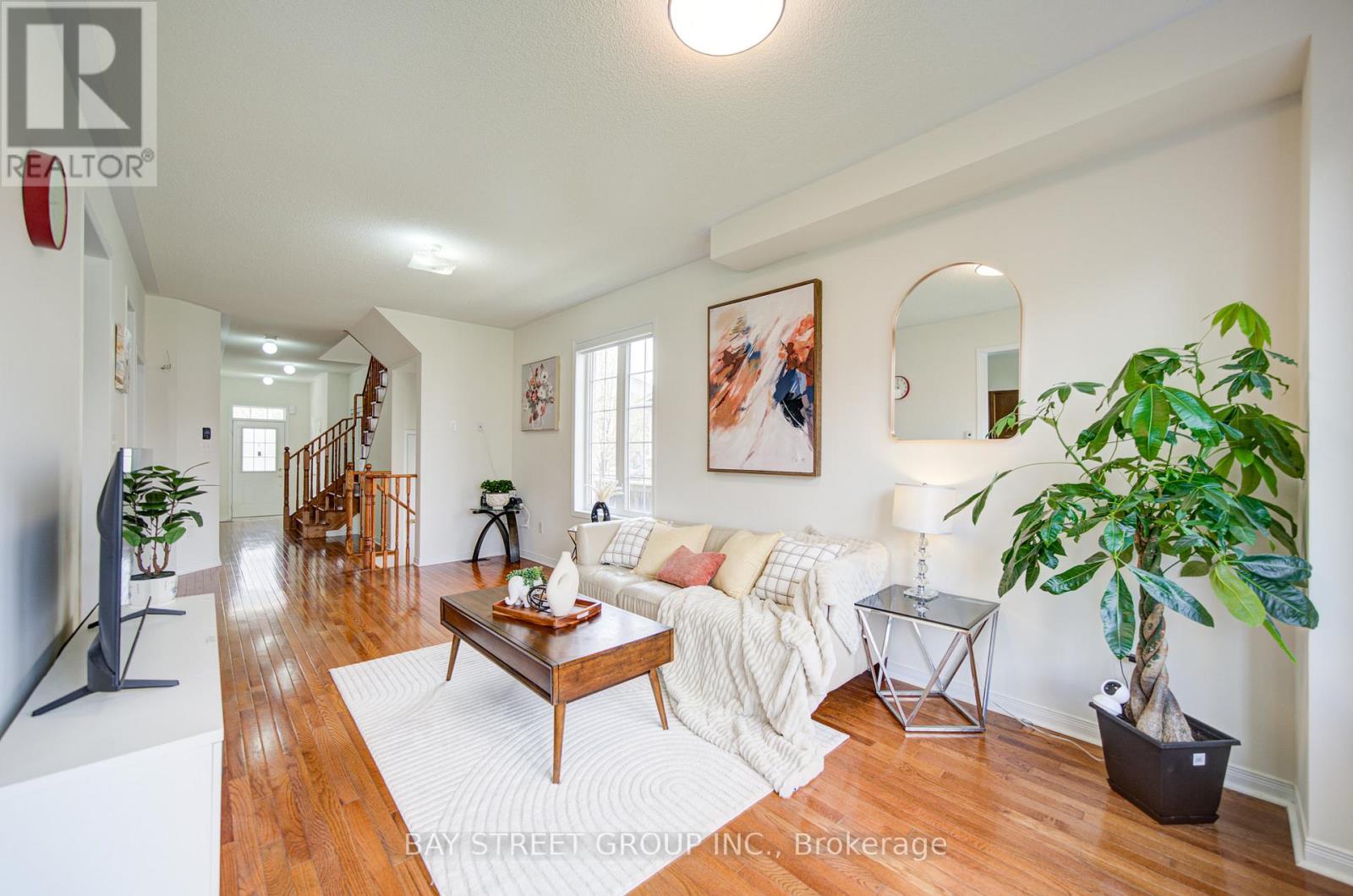 82 Coleluke Lane, Markham, Ontario  L3S 0B7 - Photo 14 - N13088248