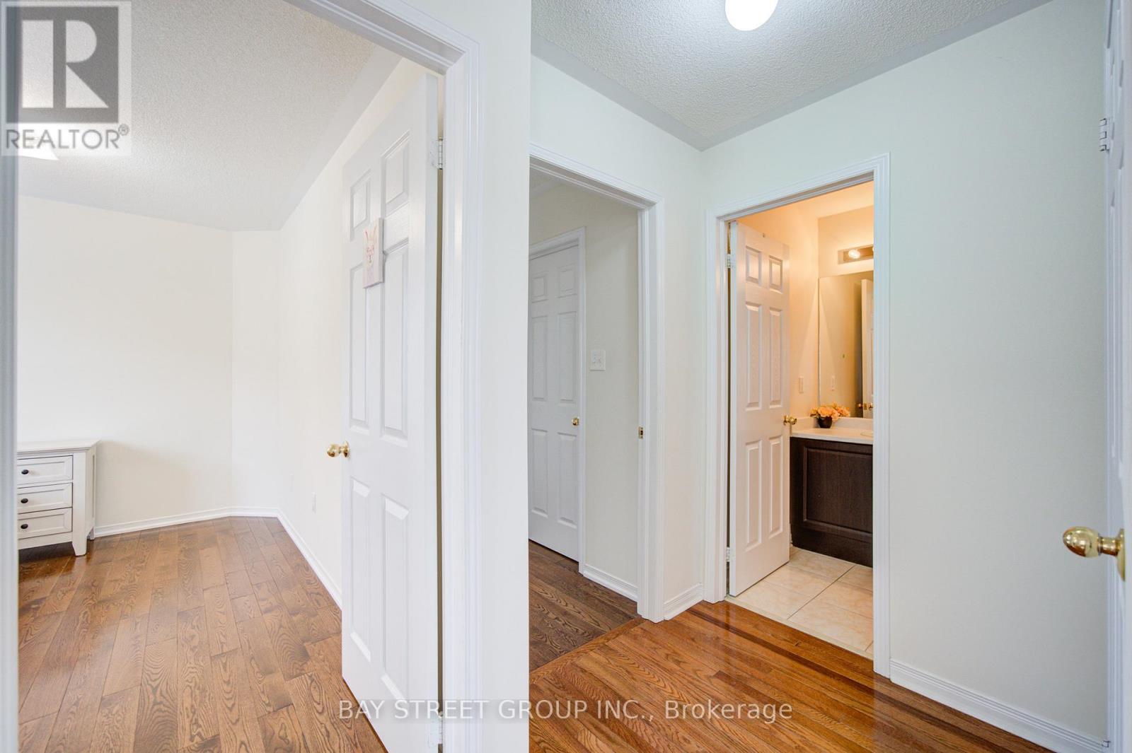 82 Coleluke Lane, Markham, Ontario  L3S 0B7 - Photo 21 - N13088248