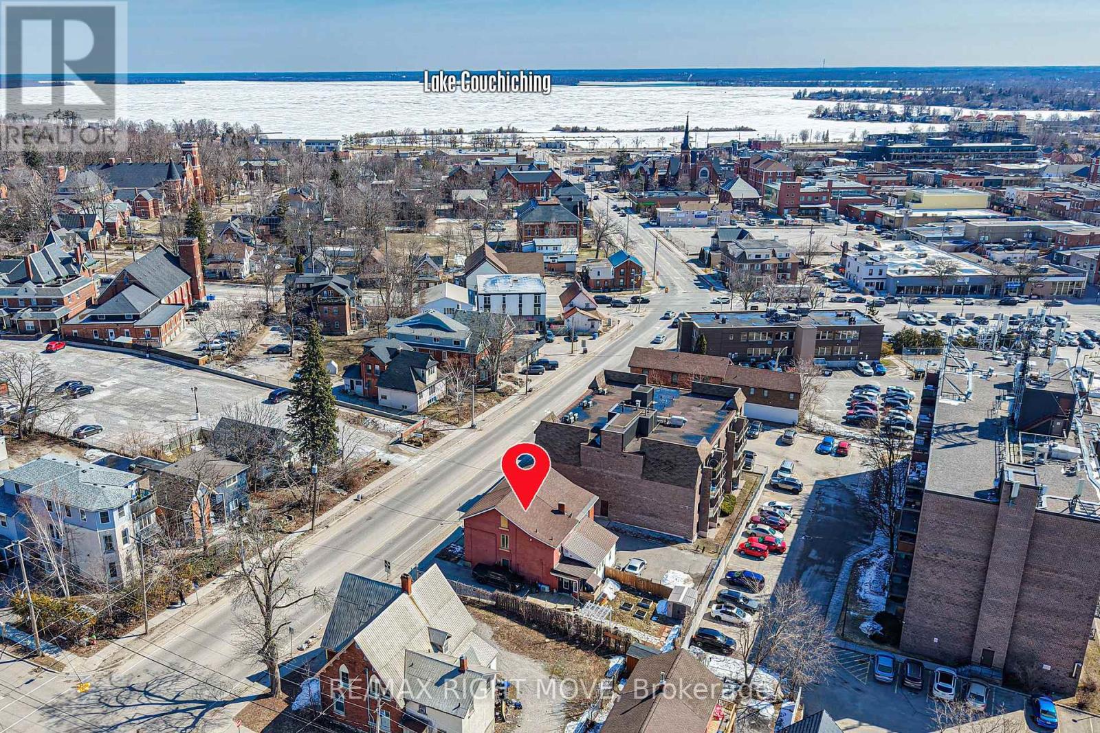 33 Coldwater Road W, Orillia, Ontario  L3V 3L2 - Photo 3 - S13088306