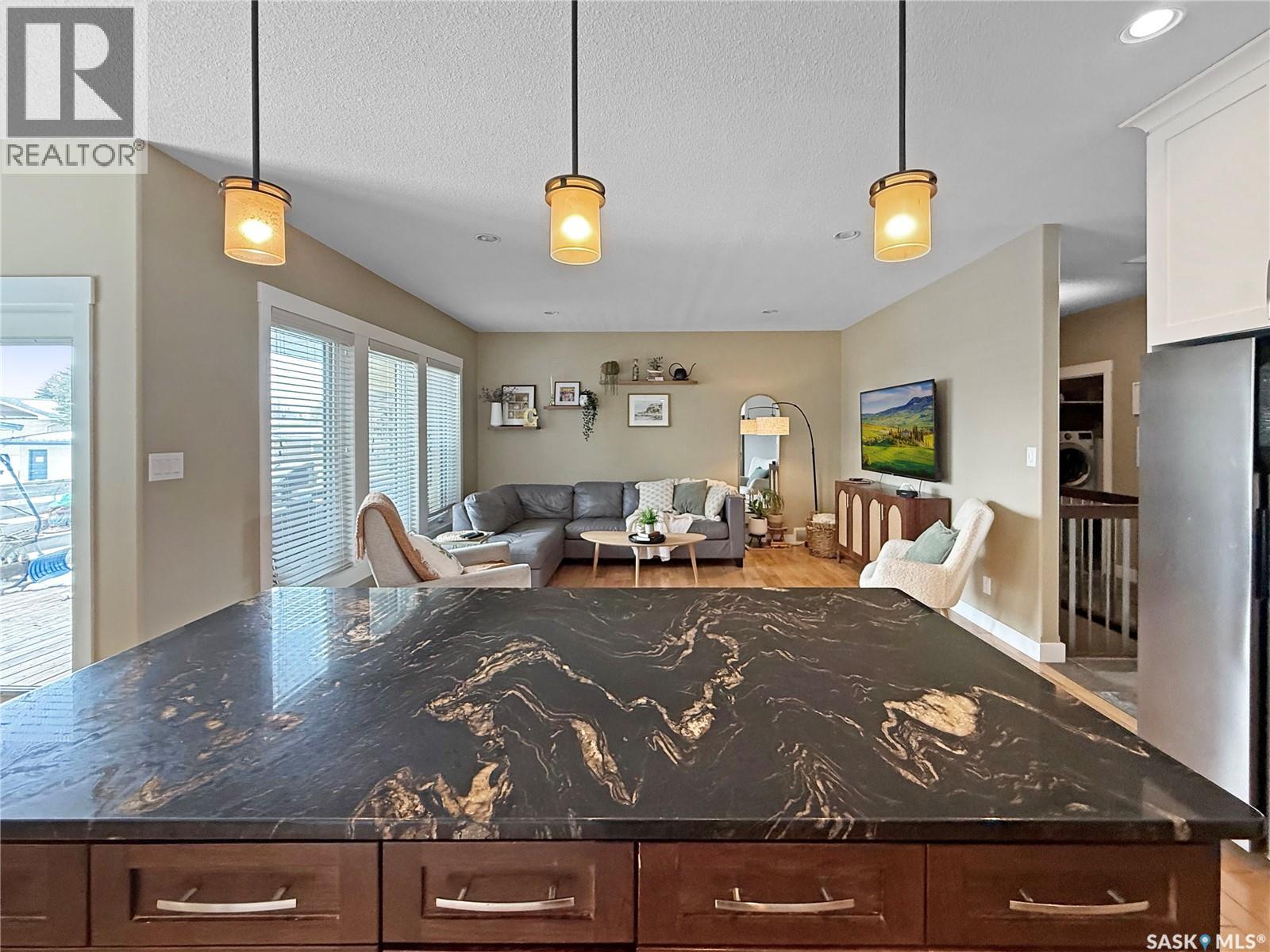 2922 Lakeview Drive, Prince Albert, Saskatchewan  S6W 0A4 - Photo 4 - SK032866