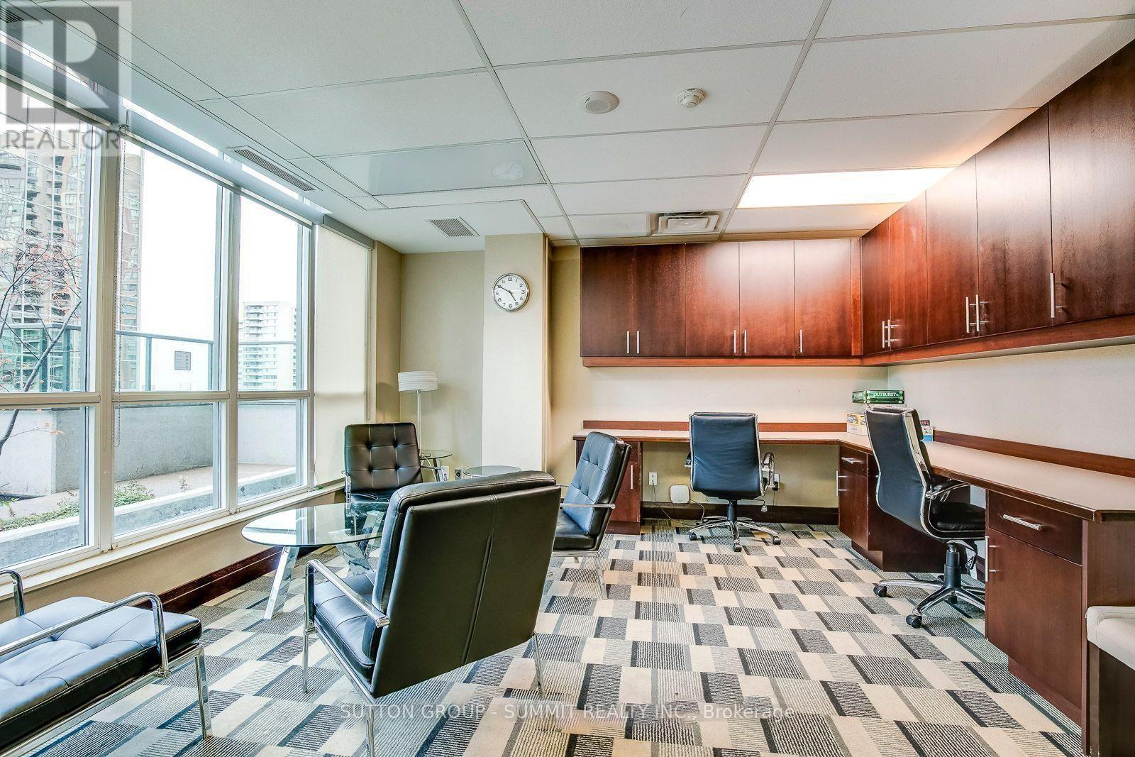 2209 - 208 Enfield Place, Mississauga, Ontario  L5B 0G8 - Photo 10 - W13088260
