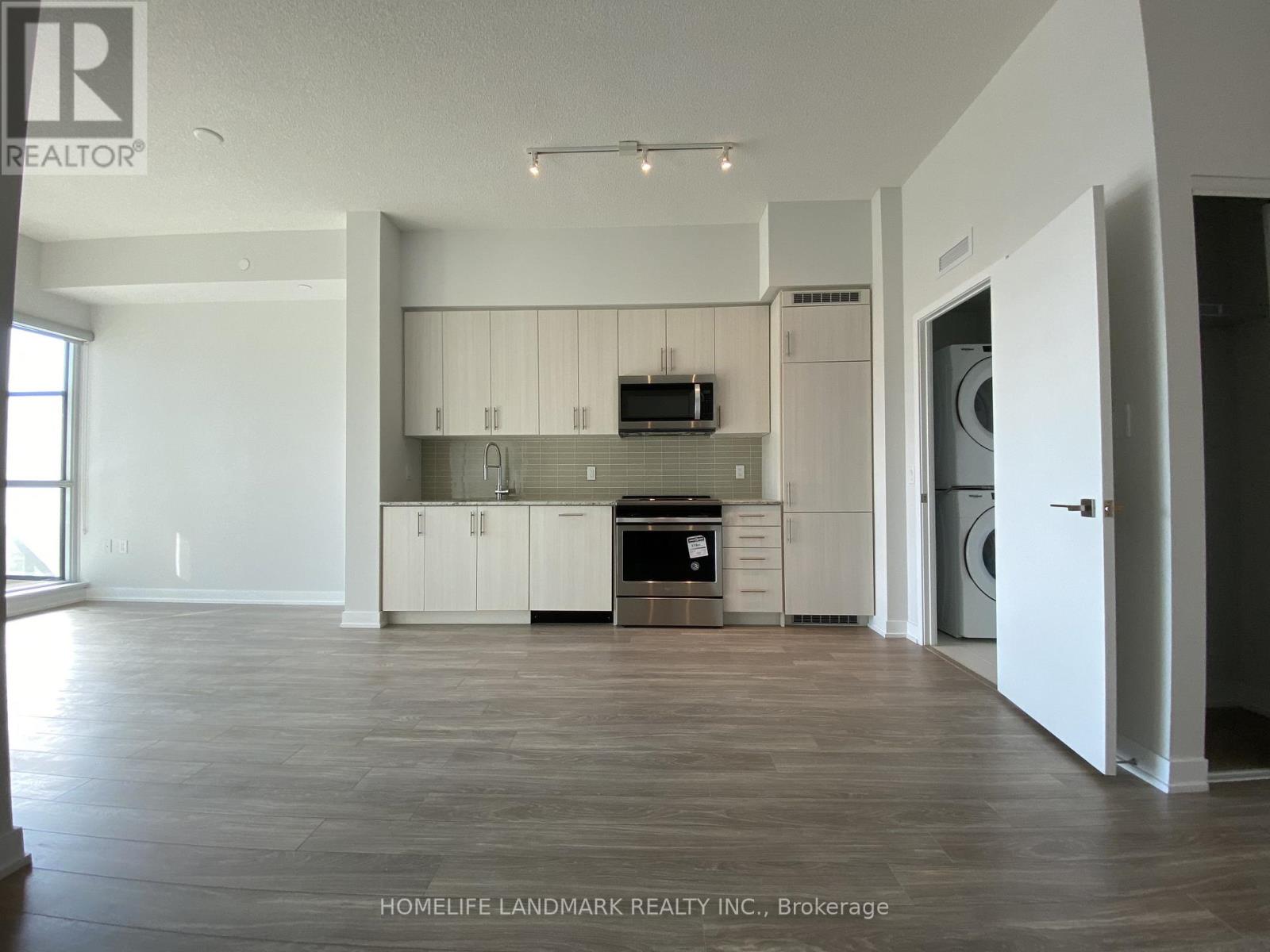 25 - 4055 Parkside Village Drive, Mississauga (Creditview), Ontario  L5B 0K8 - Photo 5 - W13088282