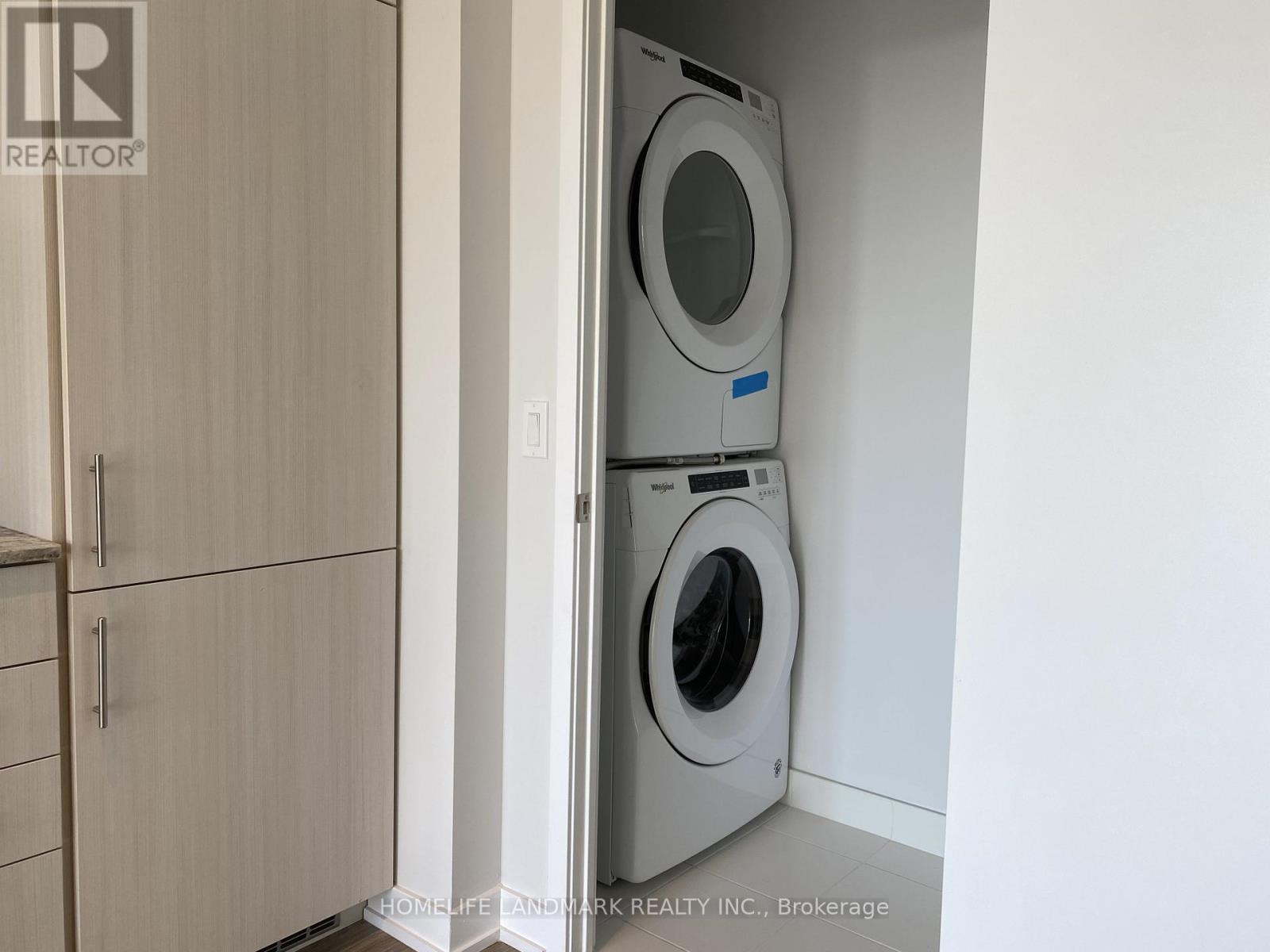 25 - 4055 Parkside Village Drive, Mississauga (Creditview), Ontario  L5B 0K8 - Photo 7 - W13088282
