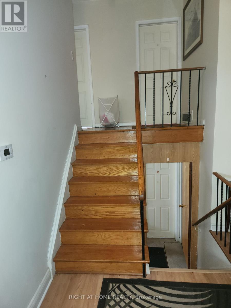 68 Lanyard Road, Toronto, Ontario  M9M 1Y9 - Photo 7 - W13088290