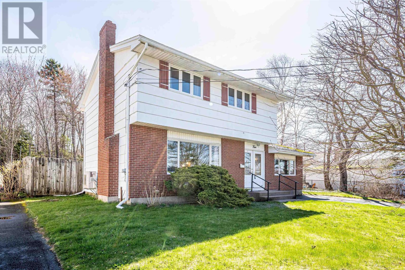 4 Dunrobin Drive, Dartmouth, Nova Scotia  B2X 1J4 - Photo 3 - 202609812