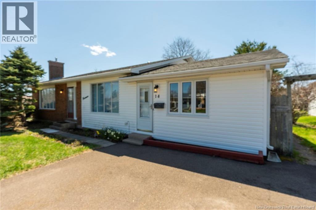 14 Marquette Avenue, Moncton, New Brunswick  E1A 5L8 - Photo 2 - NB138782